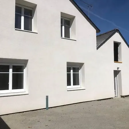 Maison Coeur De Ville, Proche De Tout Commerce * Craon (Mayenne)